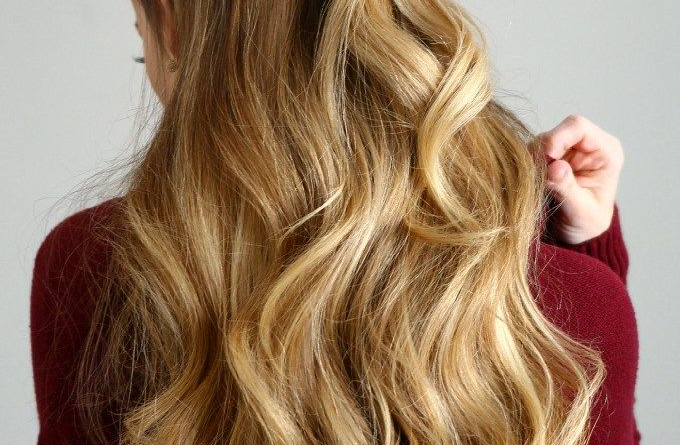 28. Half-Up Bow Hairstyle