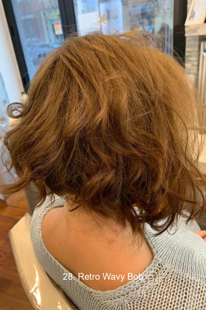 28. Retro Wavy Bob