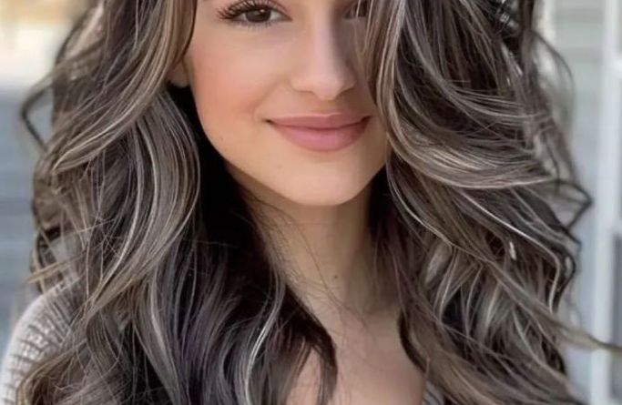 30. Soft Peekaboo Highlights